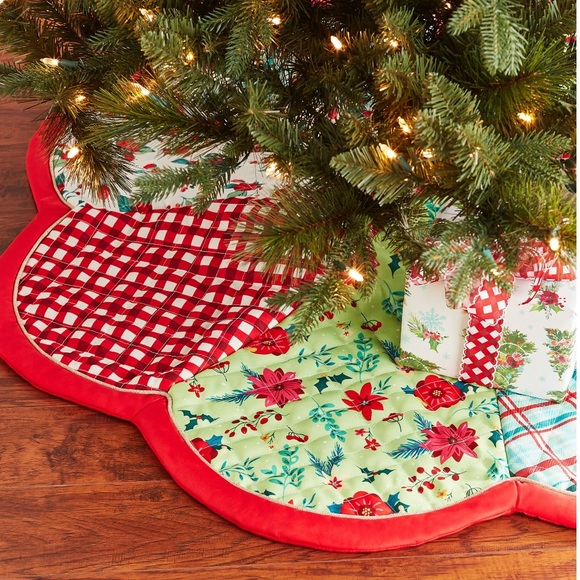 The Pioneer Woman Patchwork 48 inch Christmas tree skirt - Picture 2 of 8